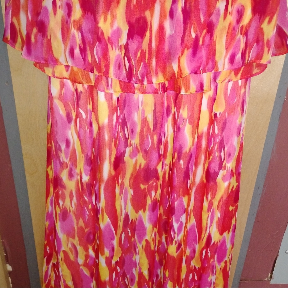 16 Petite Signature By Vicky Wayne Dress